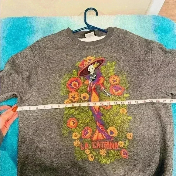 🔥Catrina sweatshirtrt🔥 - Picture 5 of 8